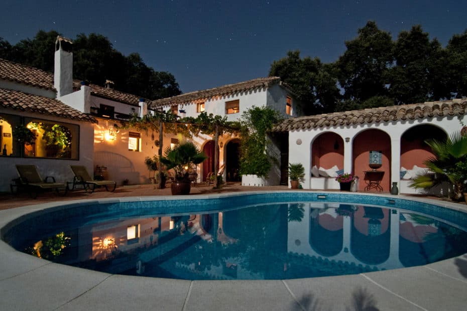 Mexican style villa with pool