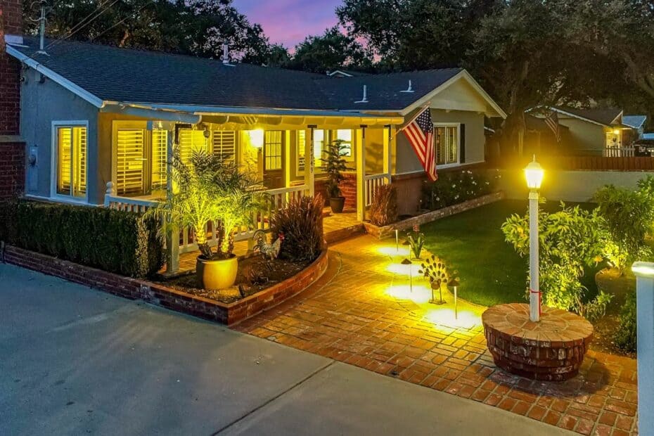 24749 Golden Oak Lane, Newhall, CA 91321