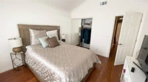 5906 Etiwanda Ave, Tarzana