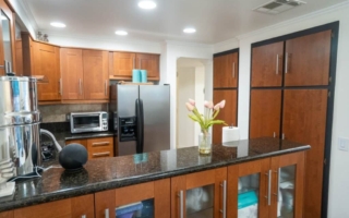 5906 Etiwanda # 1 Tarzana CA 91356 - Kitchen with tons of storage