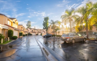 5906 Etiwanda Main area of community