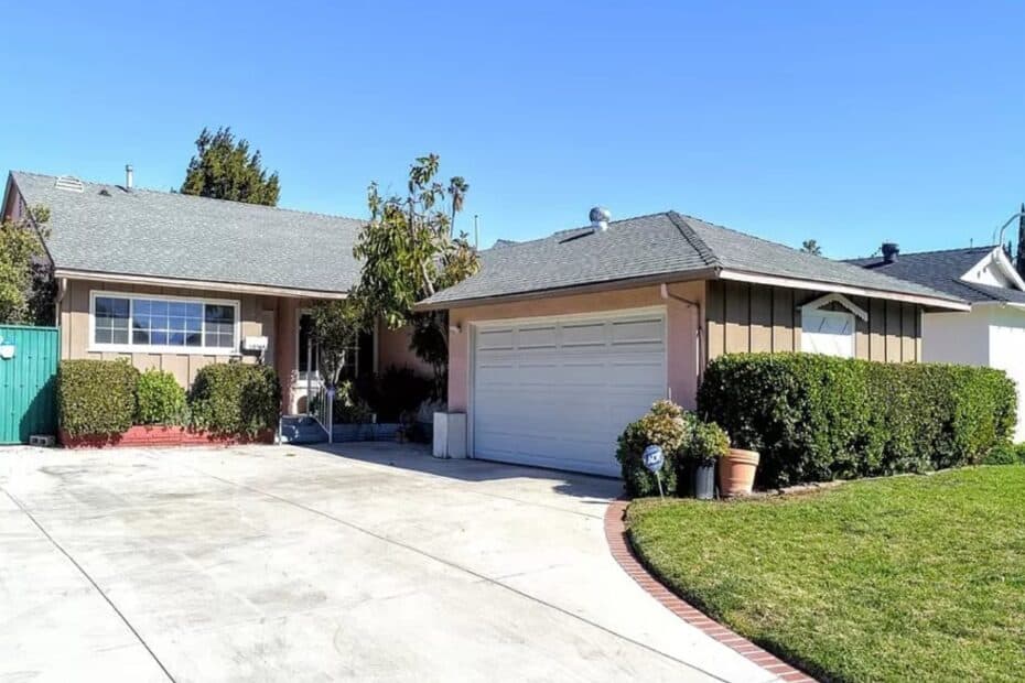 15747 S Cohasset Lake, Balboa 91406