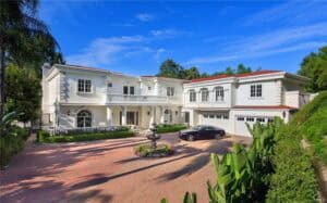 Property 3916 Park Antonio