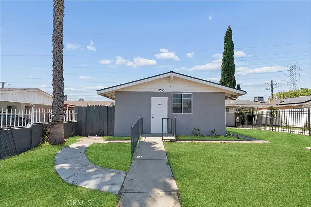 16550 Kalisher St, Granada Hills