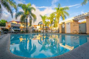 5906 Etiwanda Pool