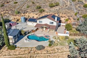 6109 Shannon Valley Road, Acton, CA 93510 front
