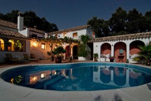 Mexican style villa with pool